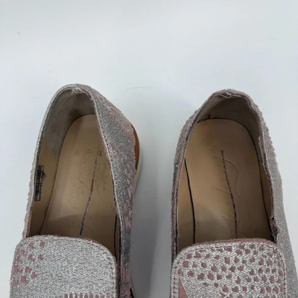 Free People Metallic Knit Loafers Silver Pink Embroidered Shoes Size 40 US 9.5
